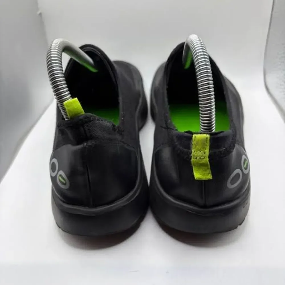 Women’s OOFOS Eezee Low Shoes Size 9